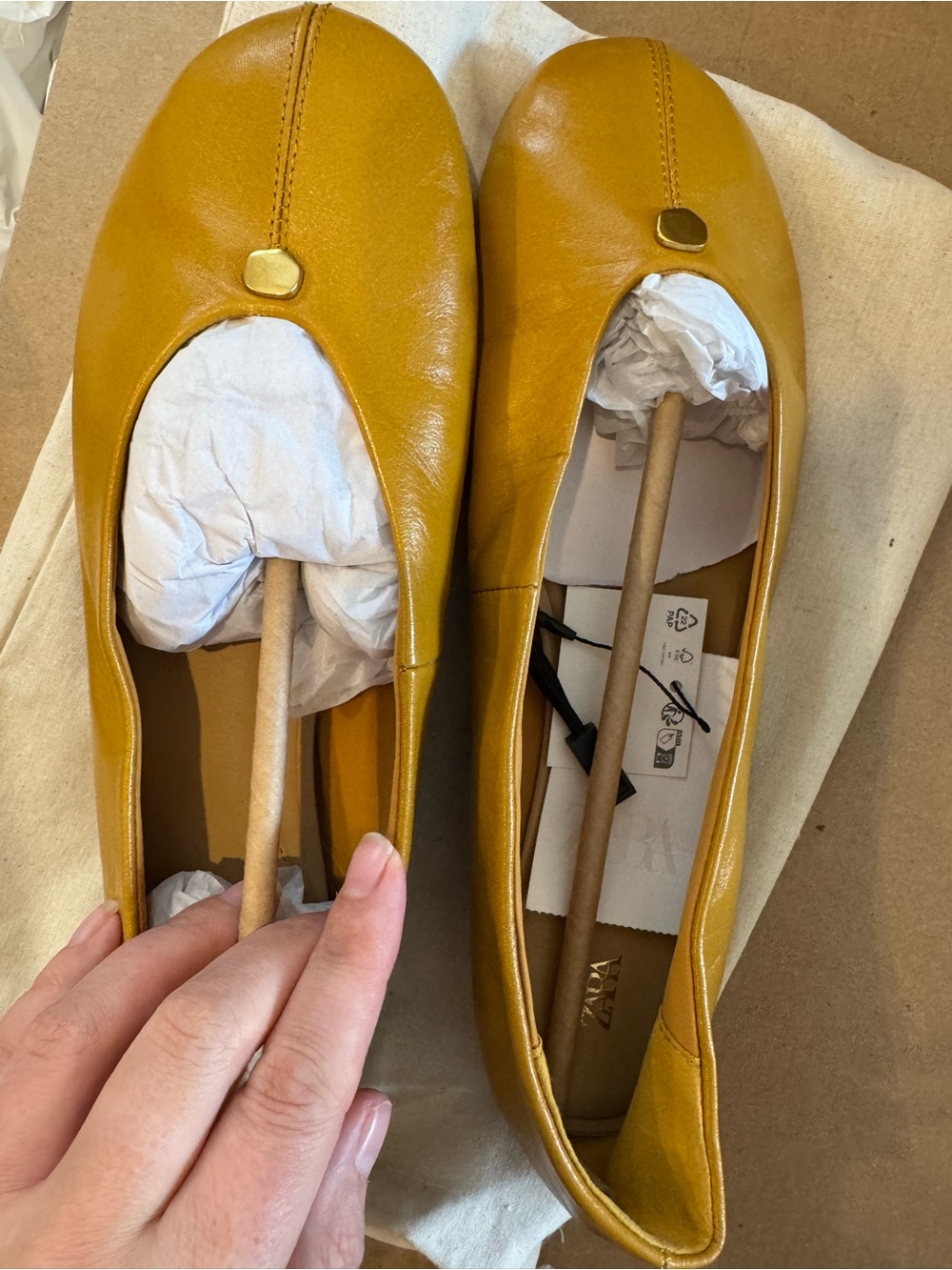 Zara Mustard Leather Ballet Flats with Gold Stud - Picture 7 of 8